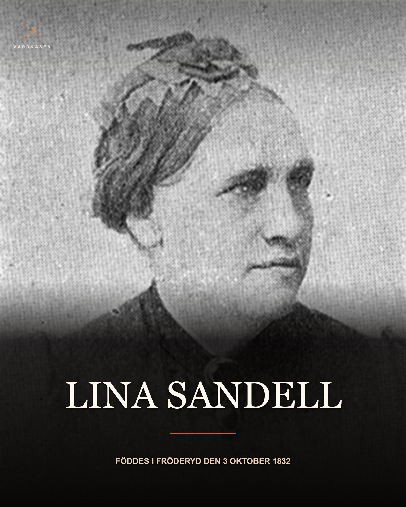 Lina Sandell-Berg, okänd upphovsperson. Svenskt Porträttarkiv via Wikimedia Commons, CC BY 4.0: https://creativecommons.org/licenses/by/4.0/. Beskuren och storleksanpassad; läsbarhetsgradienter och textöverlägg tillagda. Originalets raster bevarat, ingen AI-restaurering.